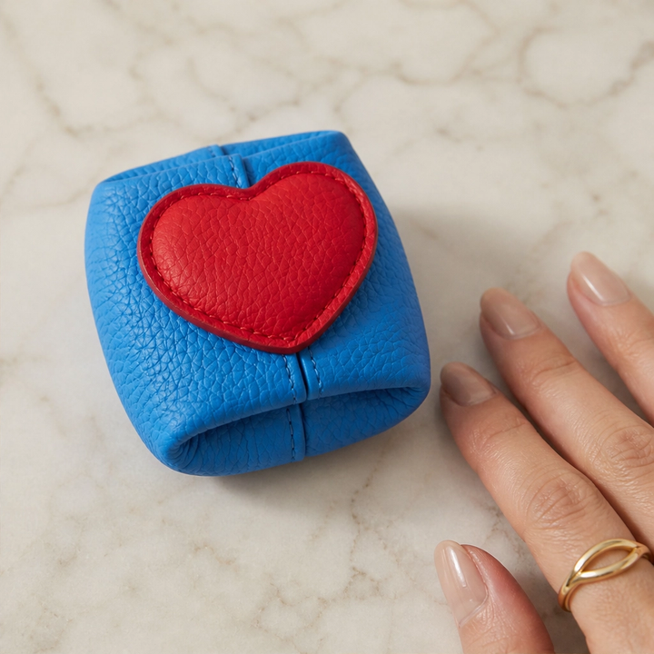 Pebble &amp; Heart – Top-Grain Leather Squeeze-Top Mini Coin Pouch with Heart Detail + 1+1 FREE