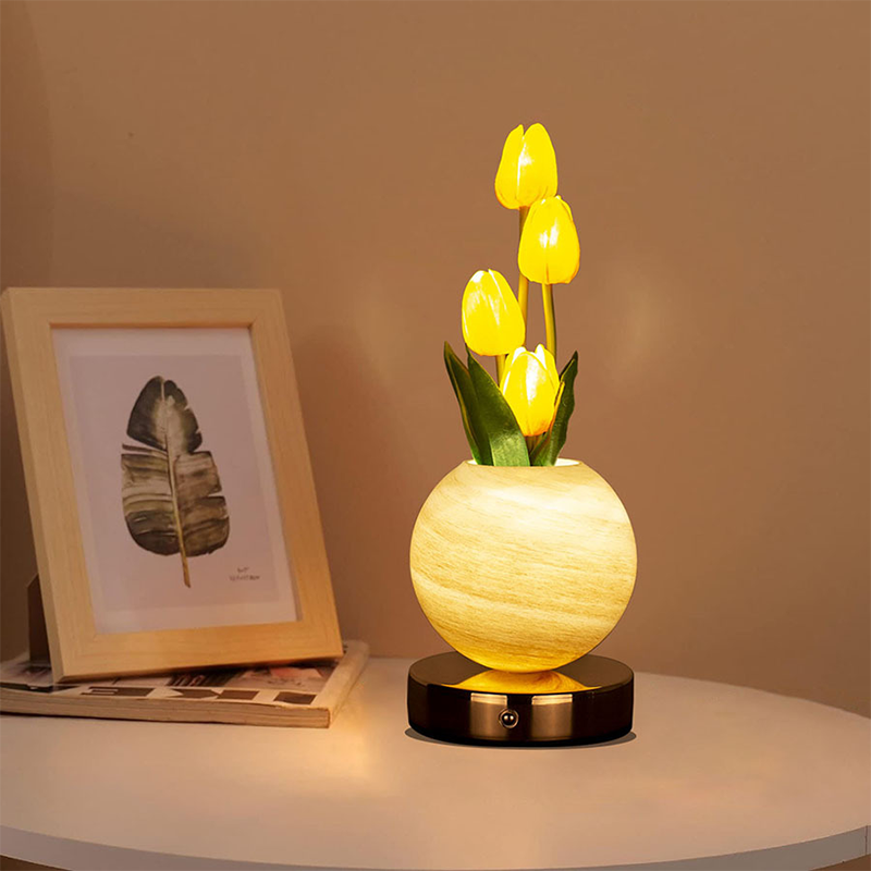 Petalune™ – Glass Globe Tulip Bouquet Night Light with Soft Warm Glow + 50% OFF